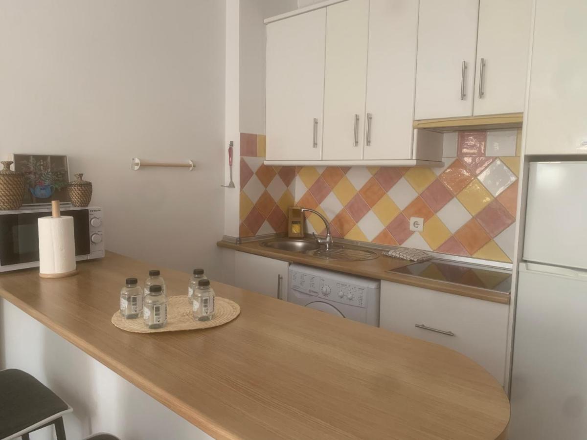 Tiyoweh Apartment Nerja Ngoại thất bức ảnh