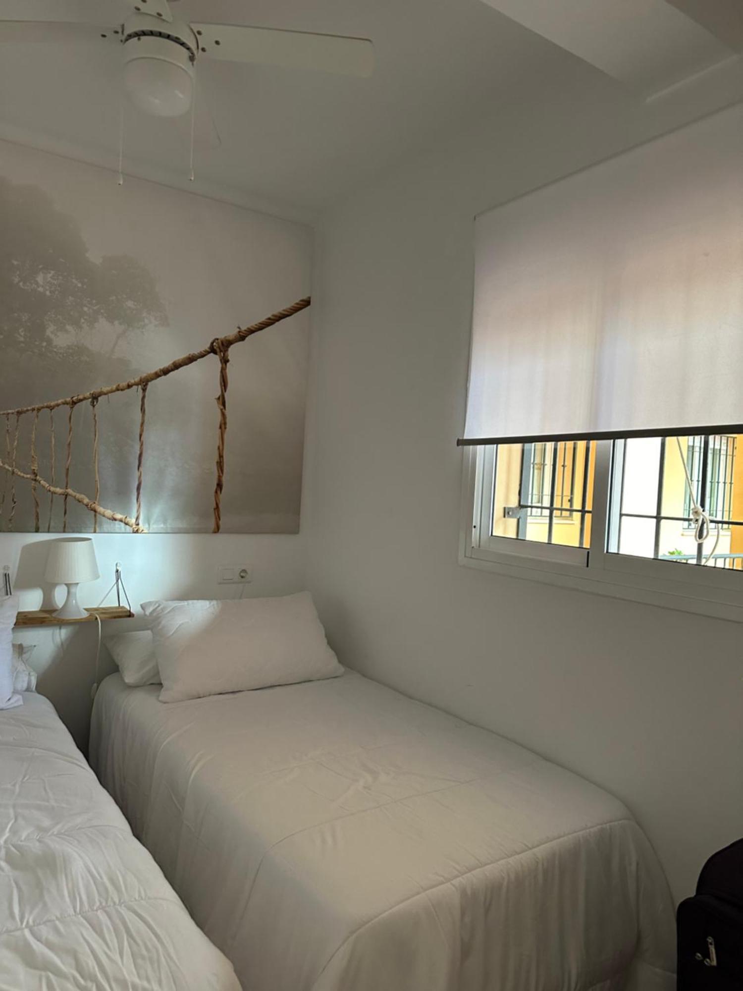 Tiyoweh Apartment Nerja Ngoại thất bức ảnh