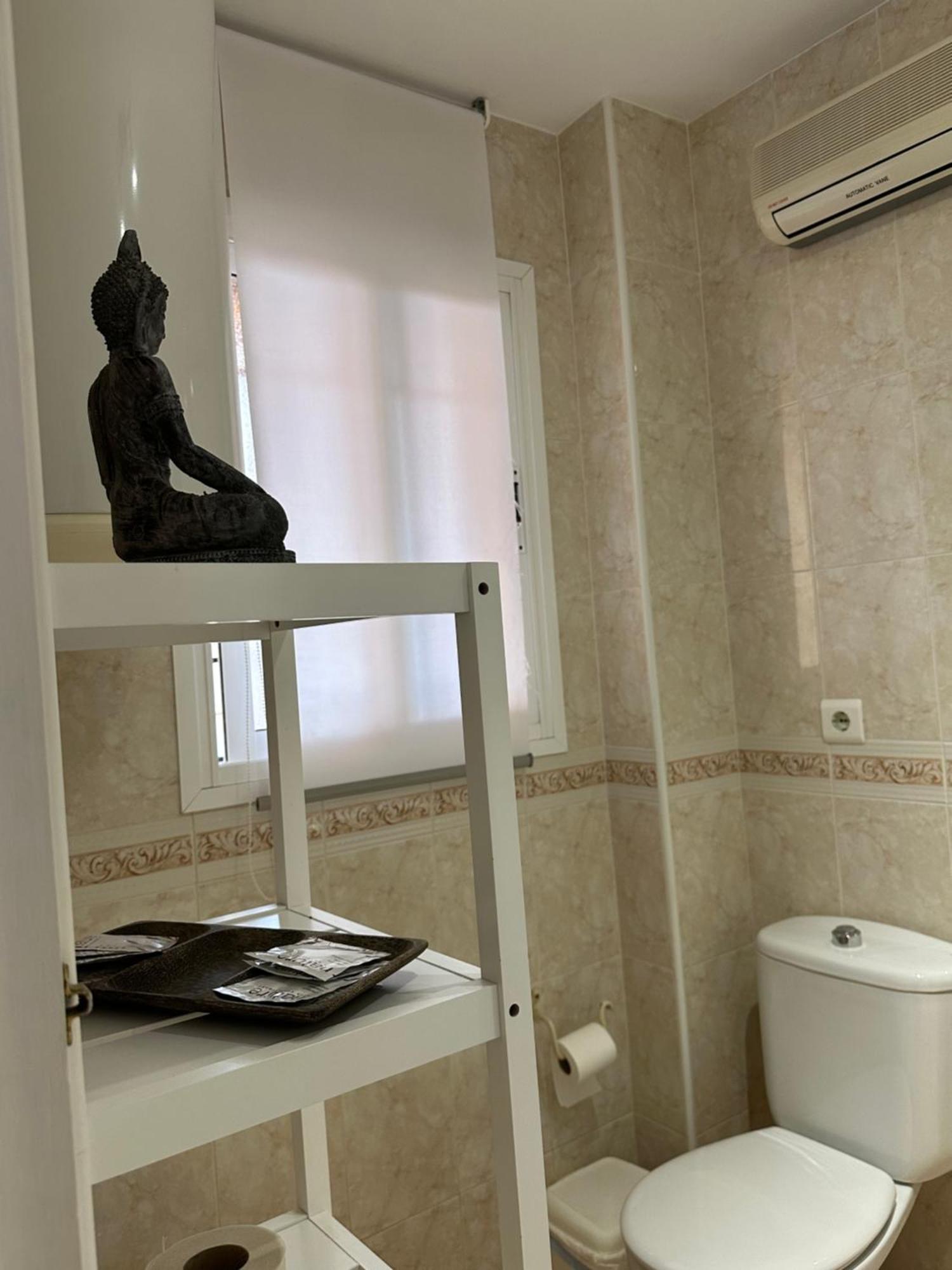 Tiyoweh Apartment Nerja Ngoại thất bức ảnh